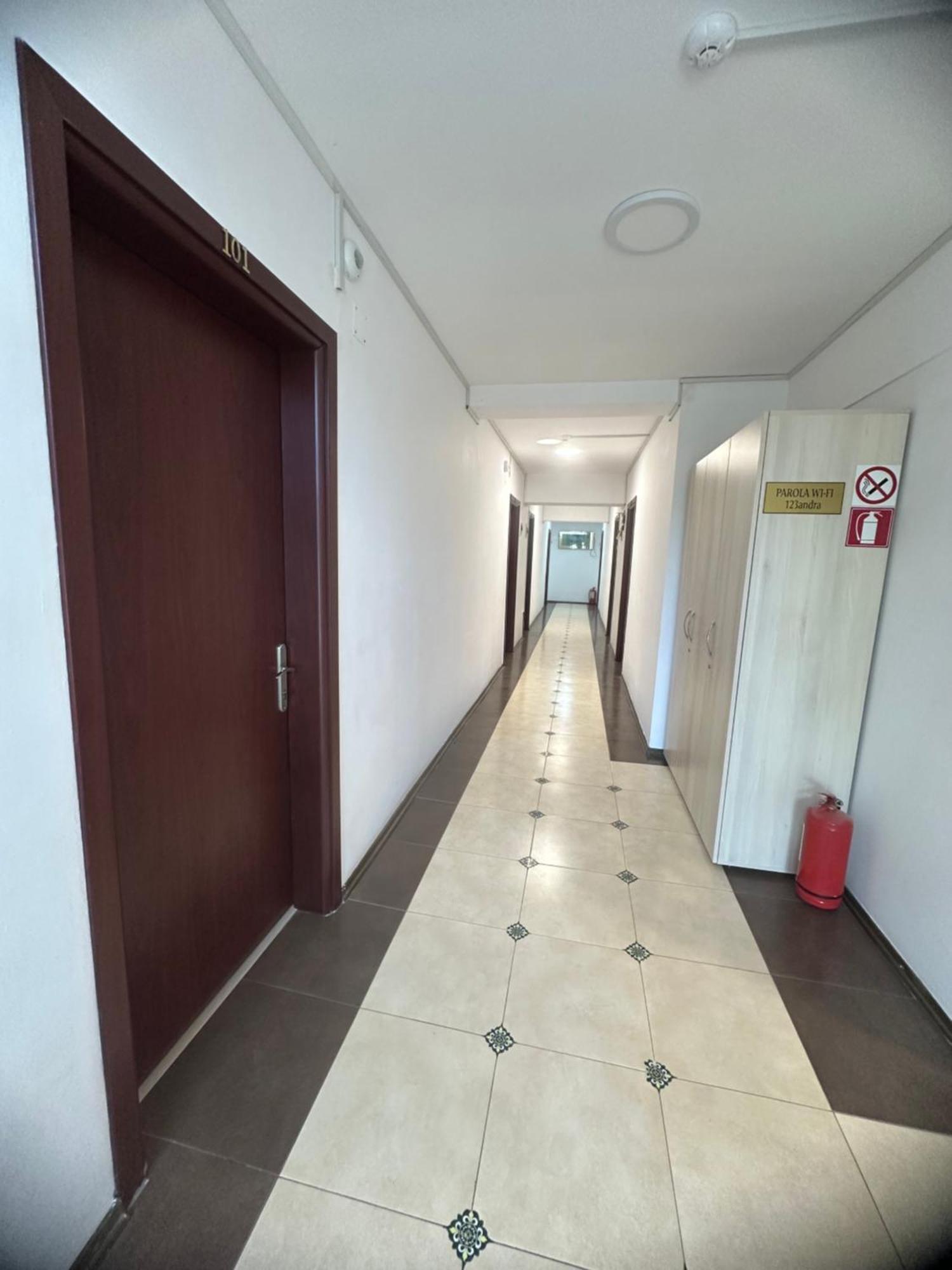 Pensiunea Andra Costinesti Ngoại thất bức ảnh